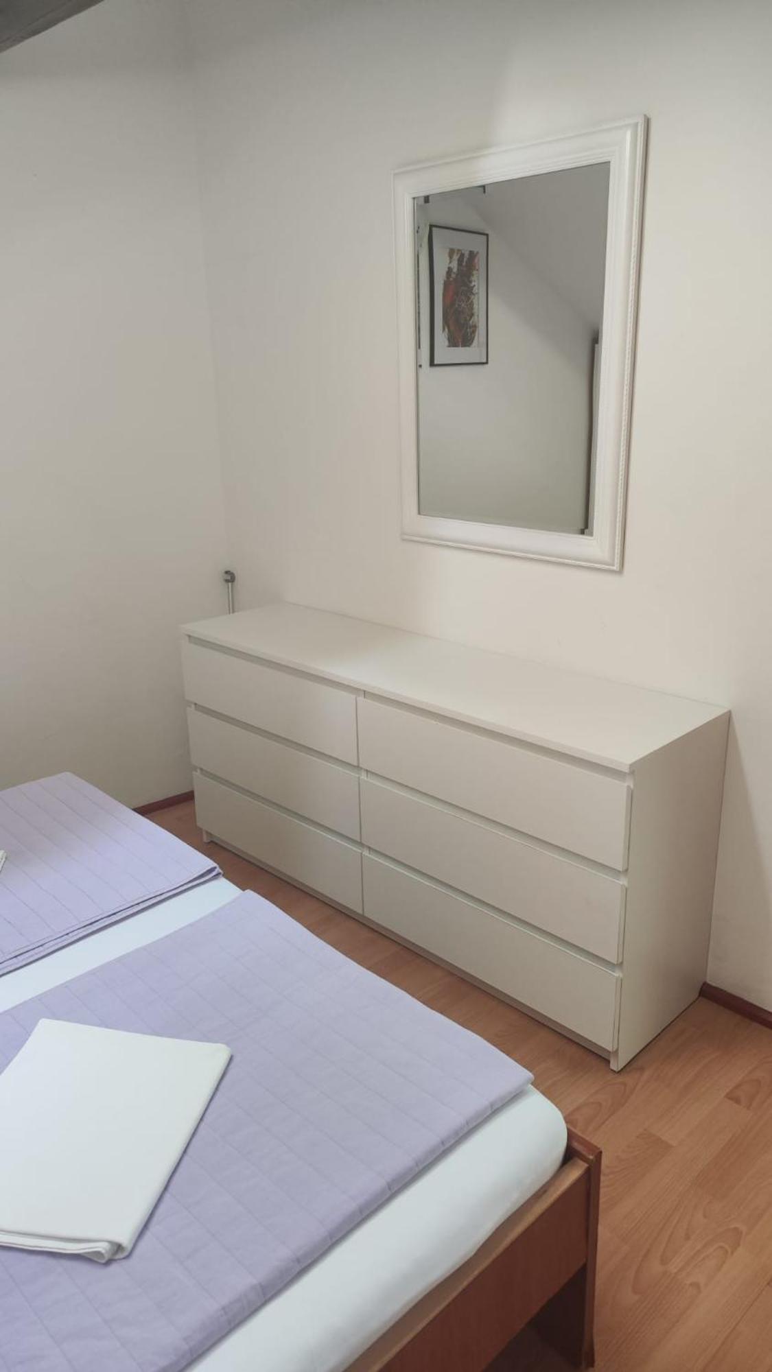 Apartments Suri Vodice Kültér fotó