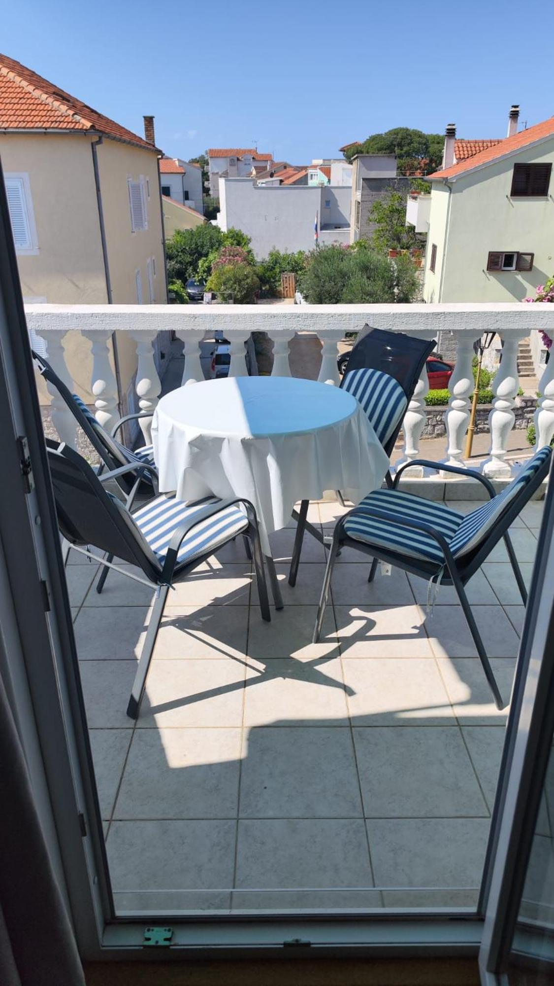 Apartments Suri Vodice Kültér fotó